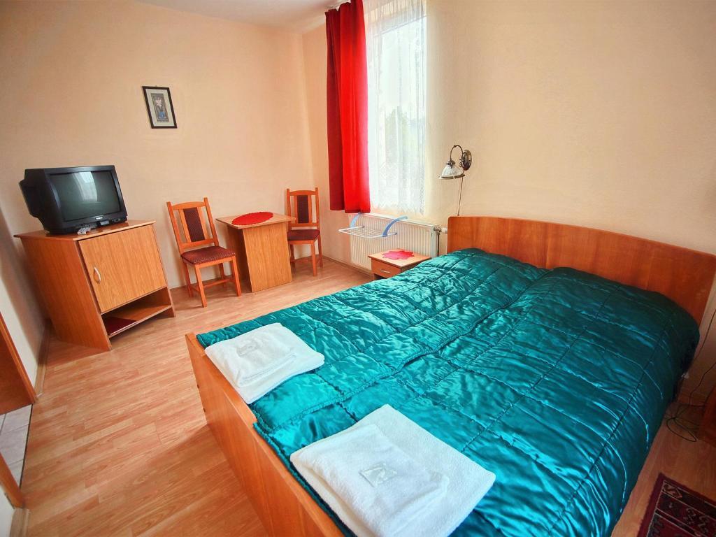 Festetich Kastélyszálló és Zsuzsanna Hotel Szeleste Habitación foto